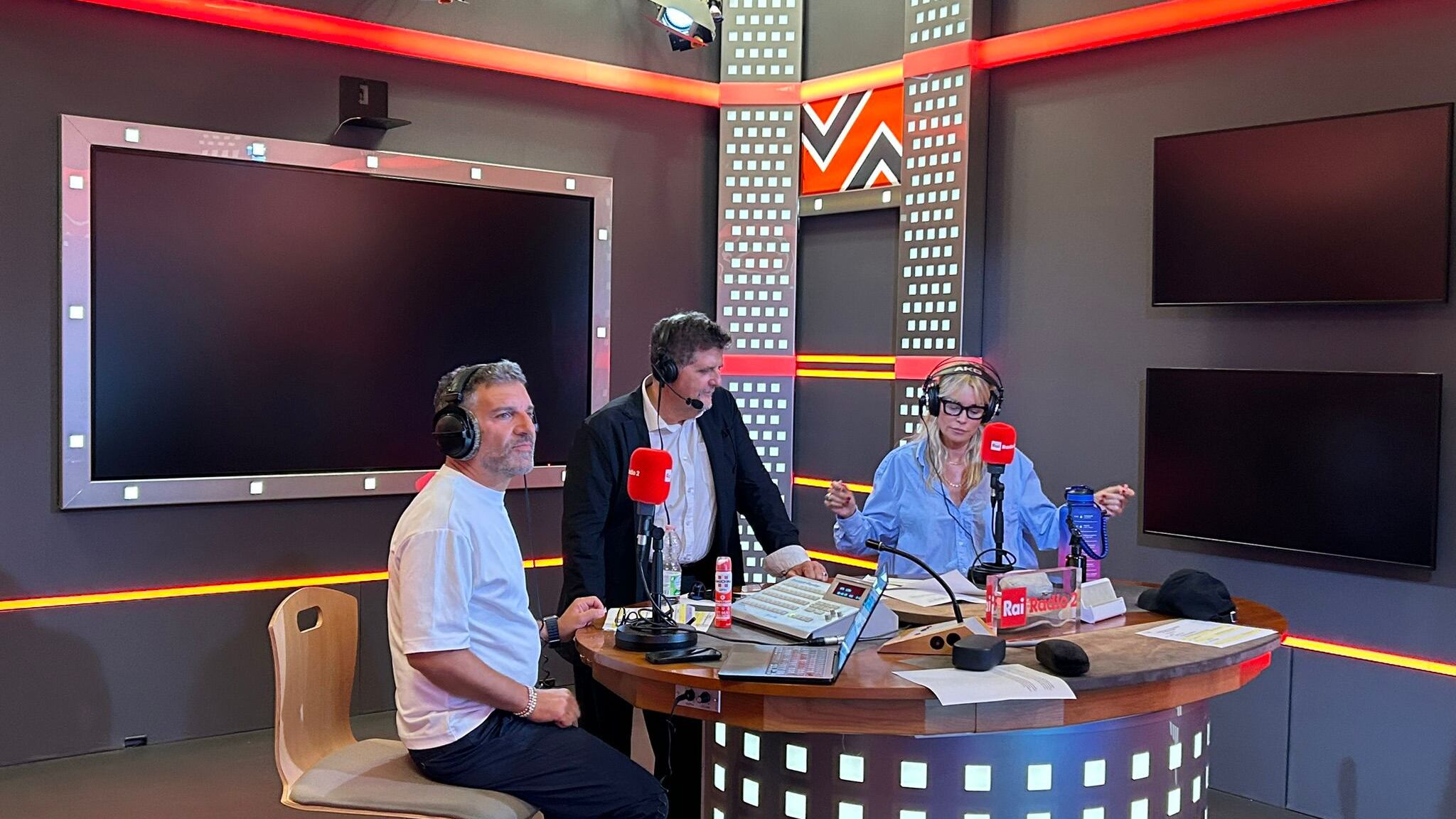 Radio2 riparte il 22 settembre con un palinsesto ricco di novità, grandi ritorni e voci amate dal pubblico