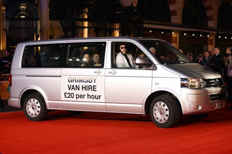Il red carpet trash di Sasha Baron Cohen: le foto 1