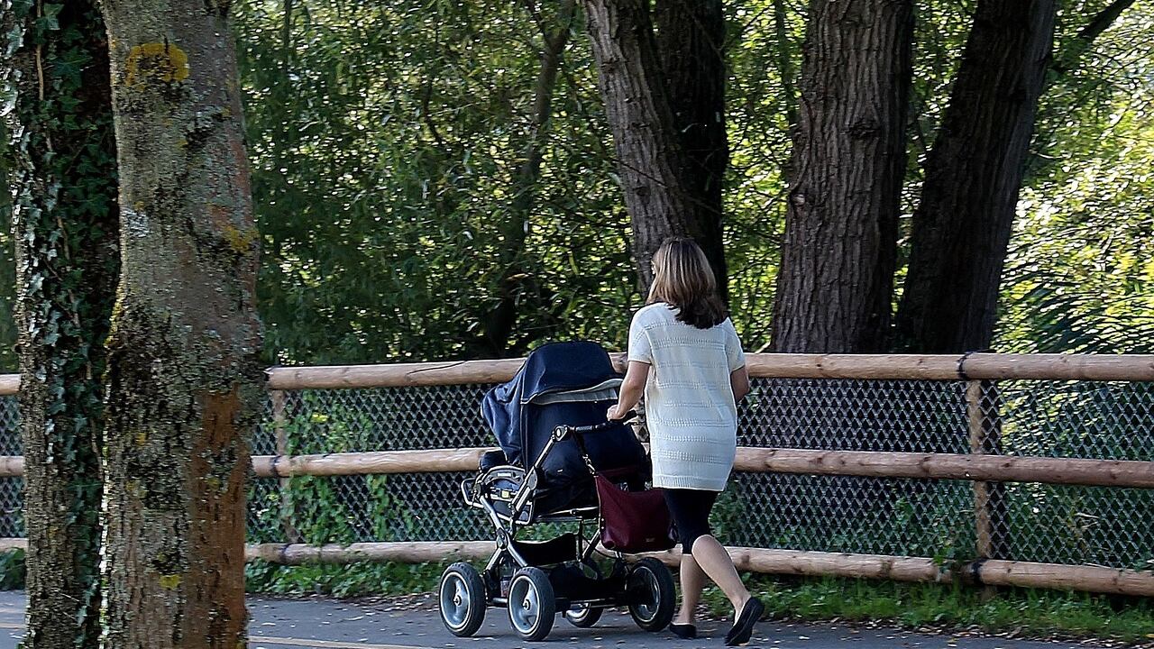 Occhio alla truffa del passeggino: come riconoscerla