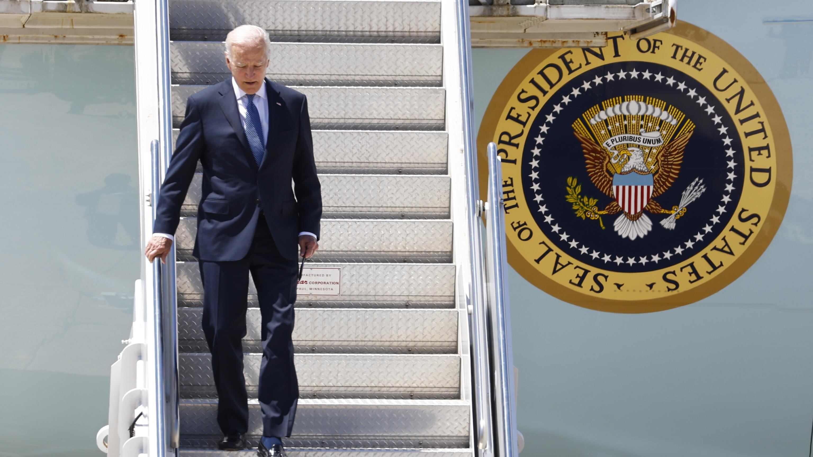 Il Kansas ultra conservatore sceglie l'aborto. Assist (inaspettato) per Biden in vista del voto