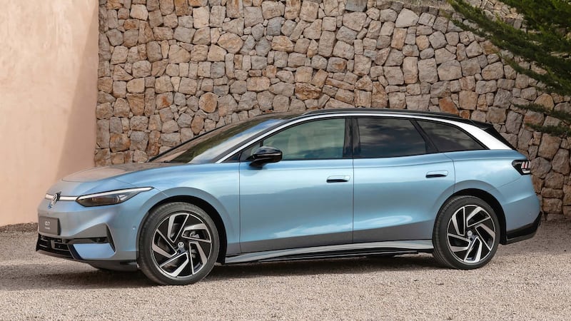 Nuova Volkswagen ID.7 Tourer, guarda tutte le foto 10