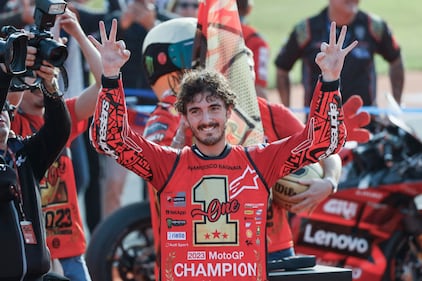 Bagnaia trionfa a Valencia e si conferma sul tetto del mondo 3