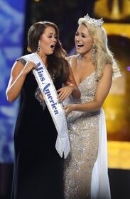 Chi è Cara Mund, la nuova miss America  10