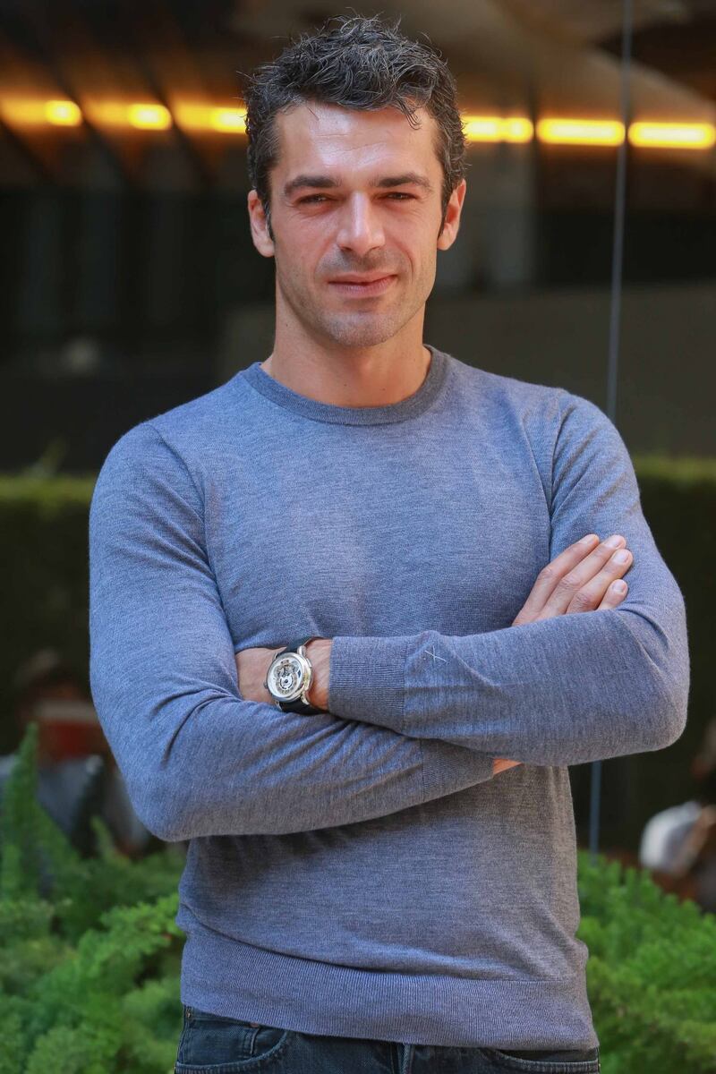 Luca Argentero con il cast del film "Al posto tuo" 2