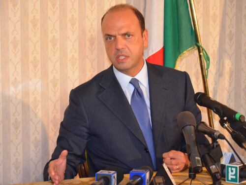 Alfano e Marina riportano la pace