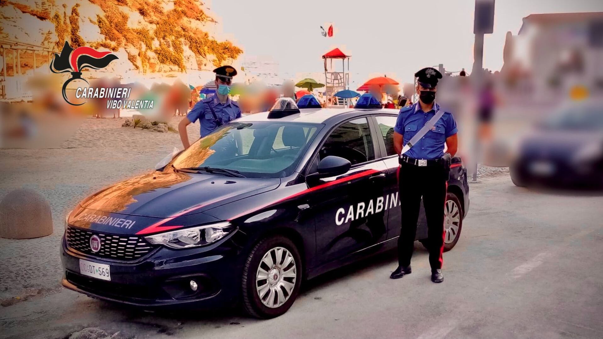 Rubano gli smartphone in spiaggia ma non disattivano la geolocalizzazione: fermati dai carabinieri