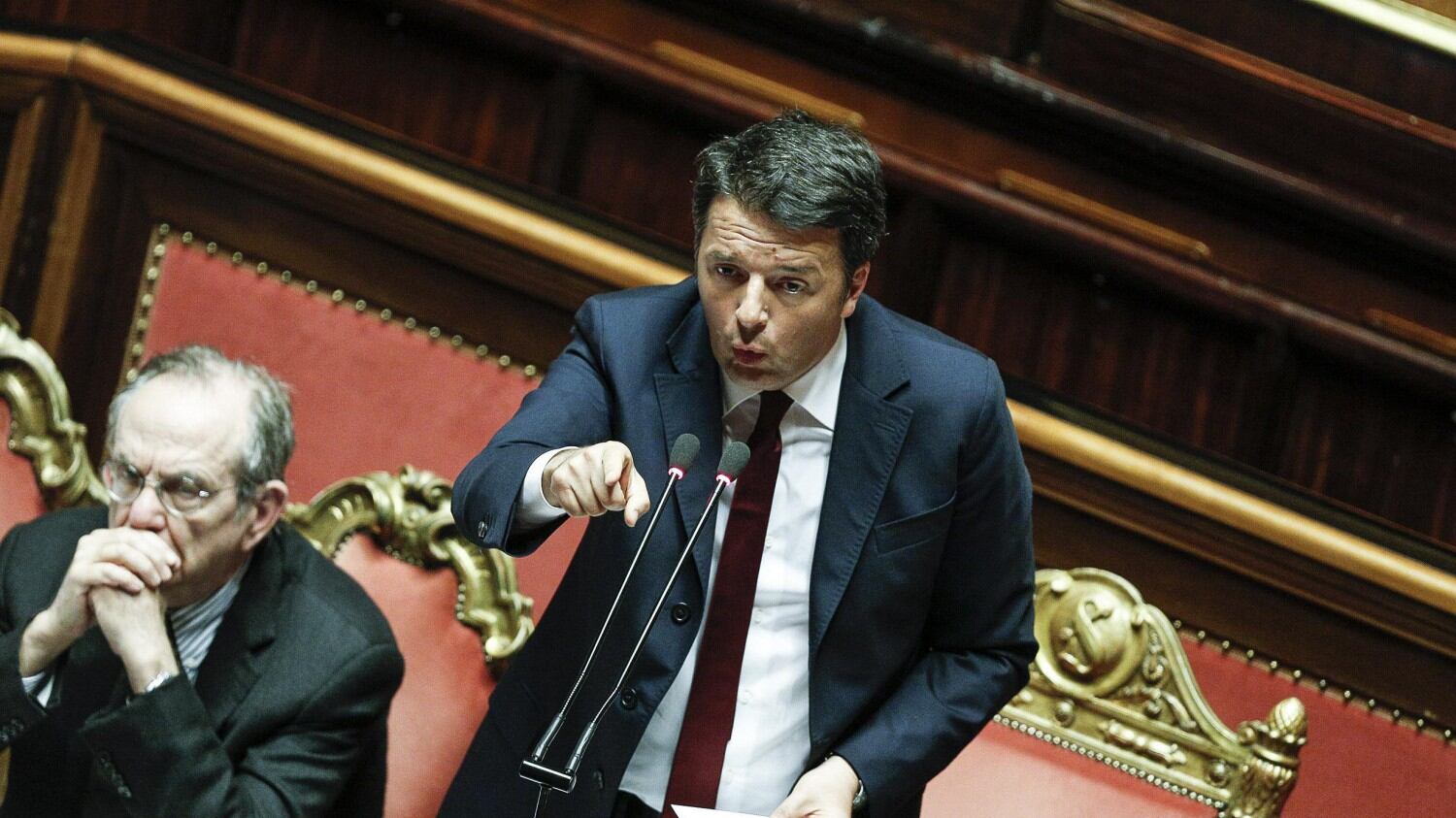 Renzi, una domenica di dolori E prova a sminuire il voto