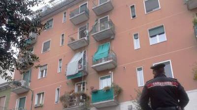 Madre e figlia trovate morte in casa: spunta il diario choc