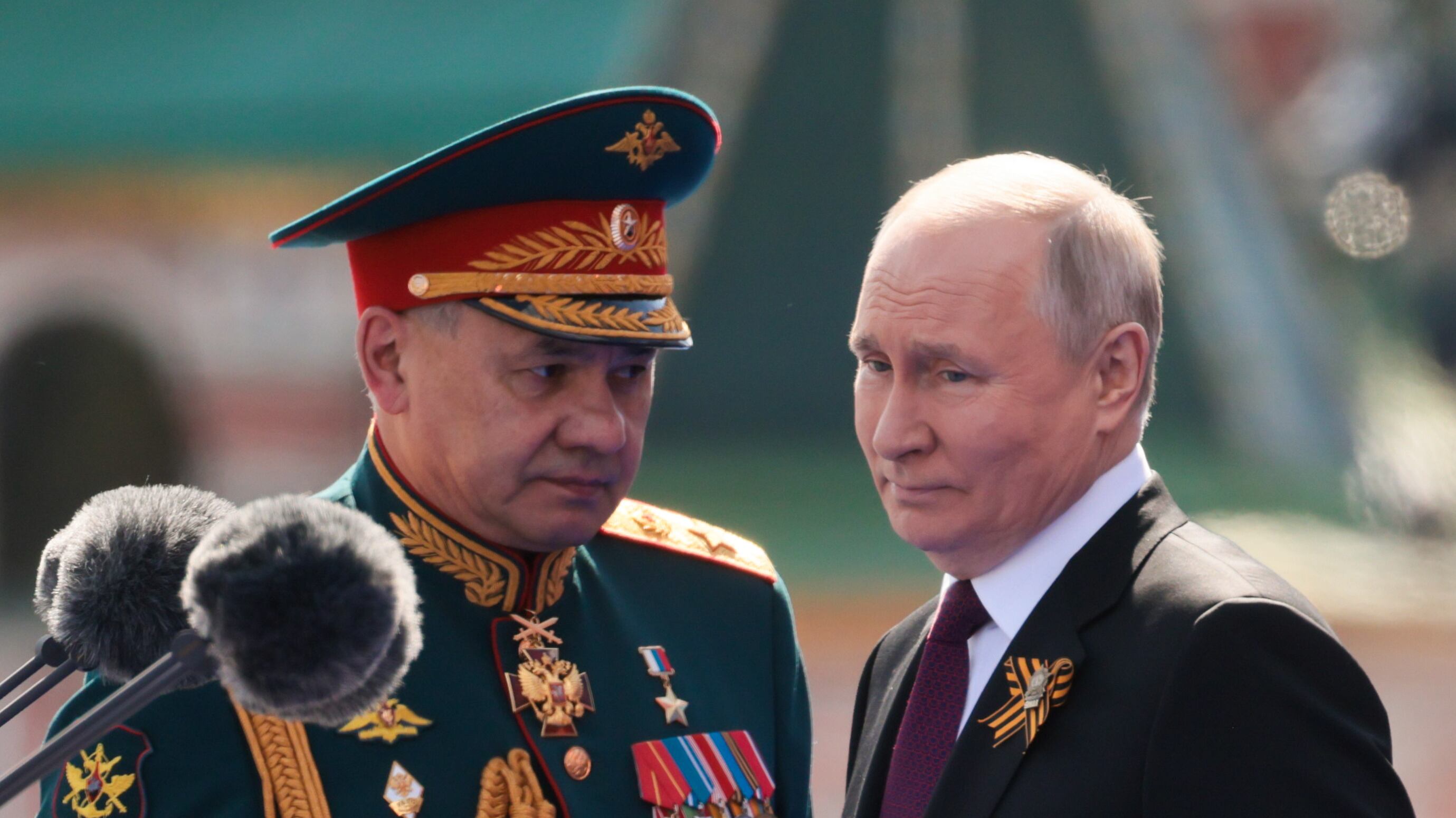 Mandato d'arresto per Shoigu e Gerasimov. La Cpi: "Sono colpevoli di crimini di guerra"