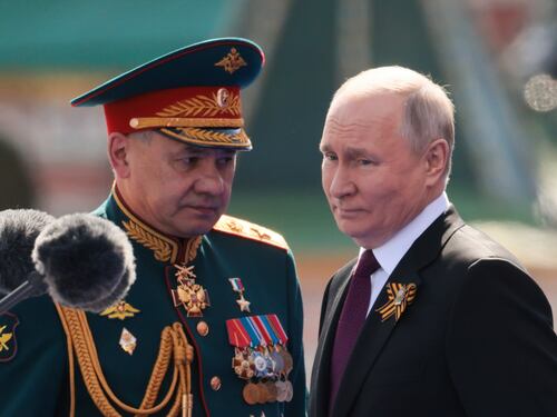 Mandato d'arresto per Shoigu e Gerasimov. La Cpi: "Sono colpevoli di crimini di guerra"