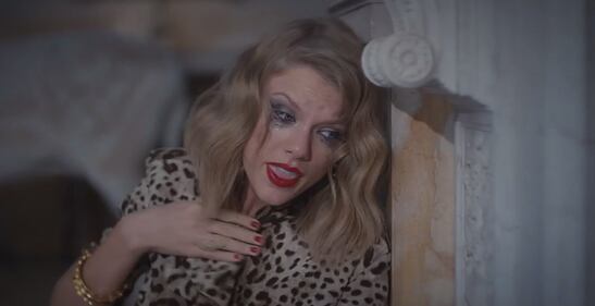 Taylor Swift con un tweet sbaraglia Apple 23