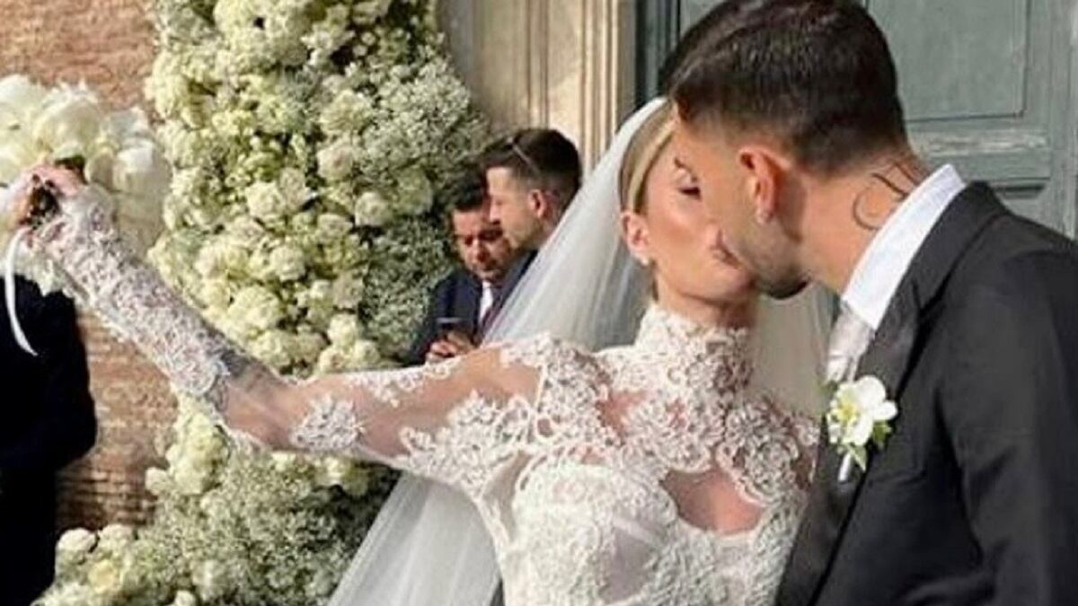 Mattia Zaccagni e Chiara Nasti si sono sposati: tutto sulle nozze romane