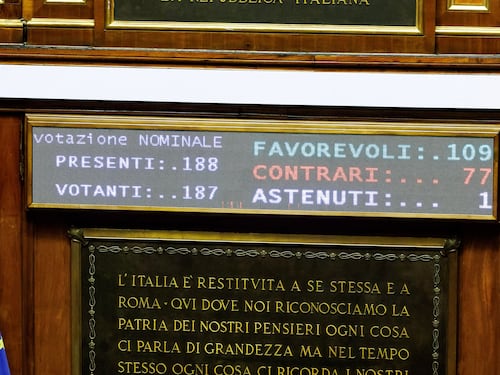 Senato, il primo sì al premierato. Meloni esulta: democrazia più forte