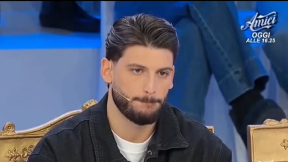Uomini e Donne, Ciro lascia lo studio: "ho infranto il regolamento". La reazione di Maria De Filippi