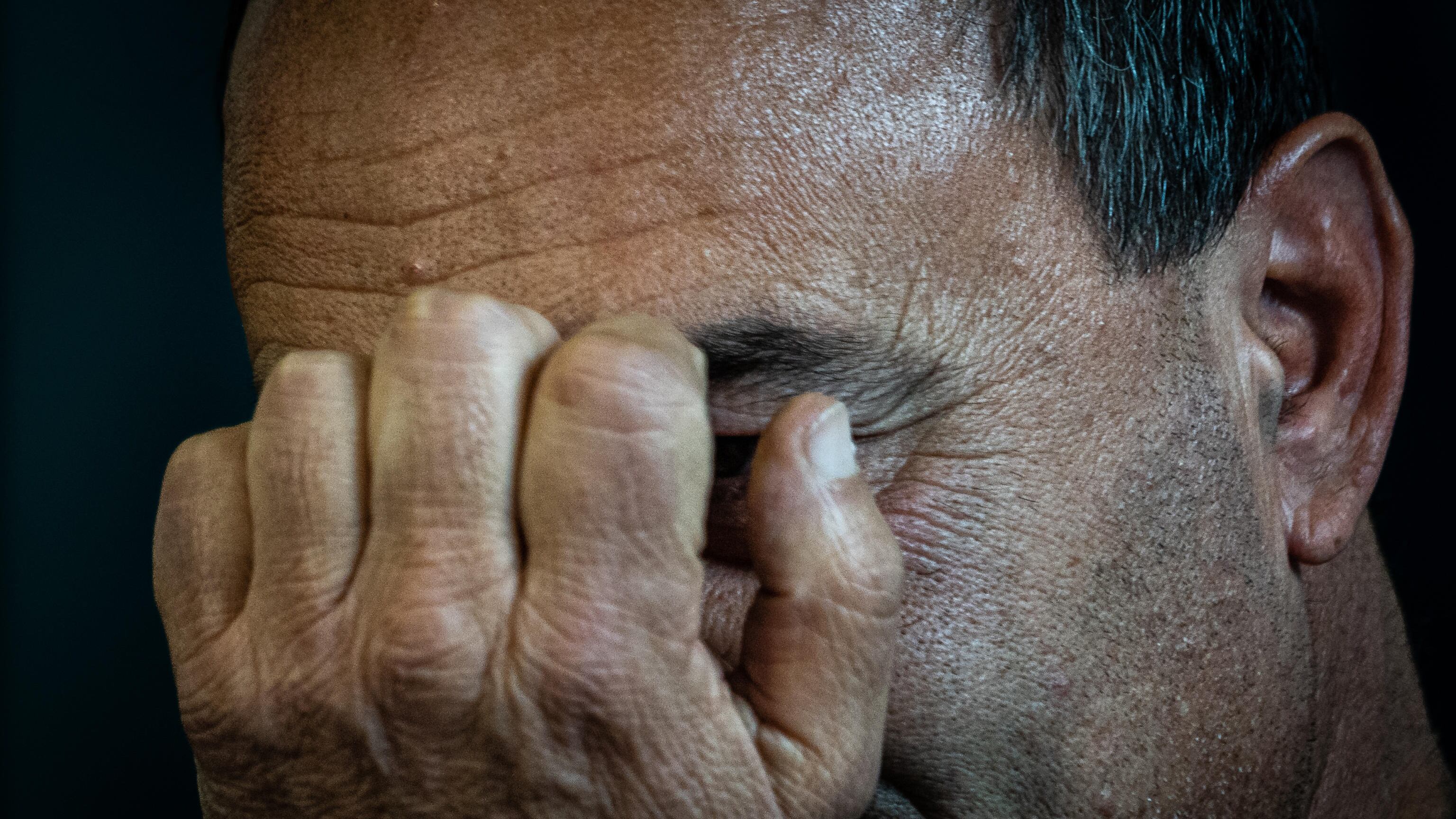 Dai migranti alla truffa alla Siae: Lucano, l'eroe smascherato della sinistra