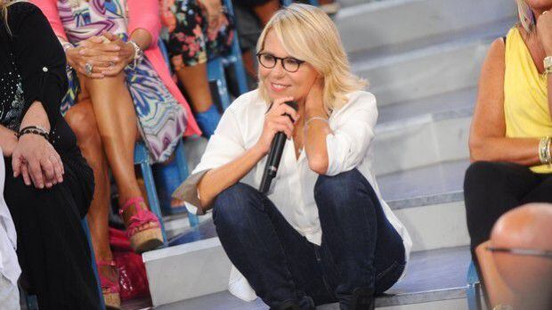La coppia De Filippi-Hunziker alla conduzione di Striscia la Notizia?