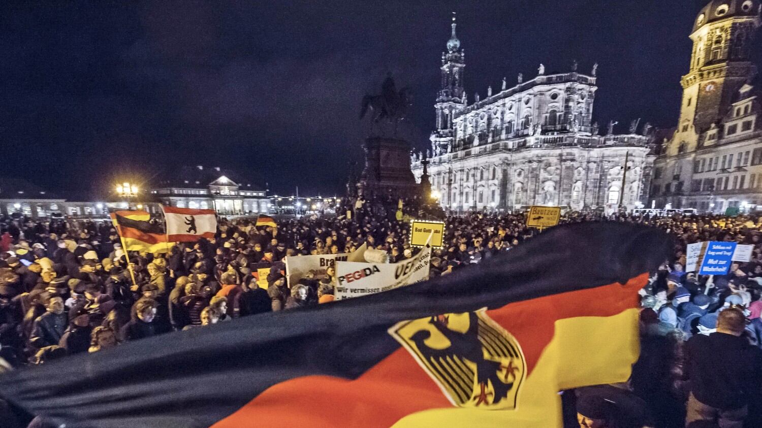 Quel partito tedesco anti Islam che fa paura anche alla Merkel