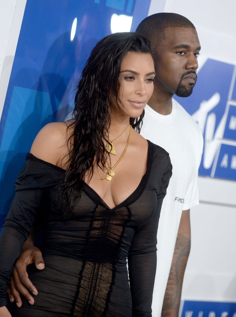 Kim Kardashian, la sensualità esplosiva 31