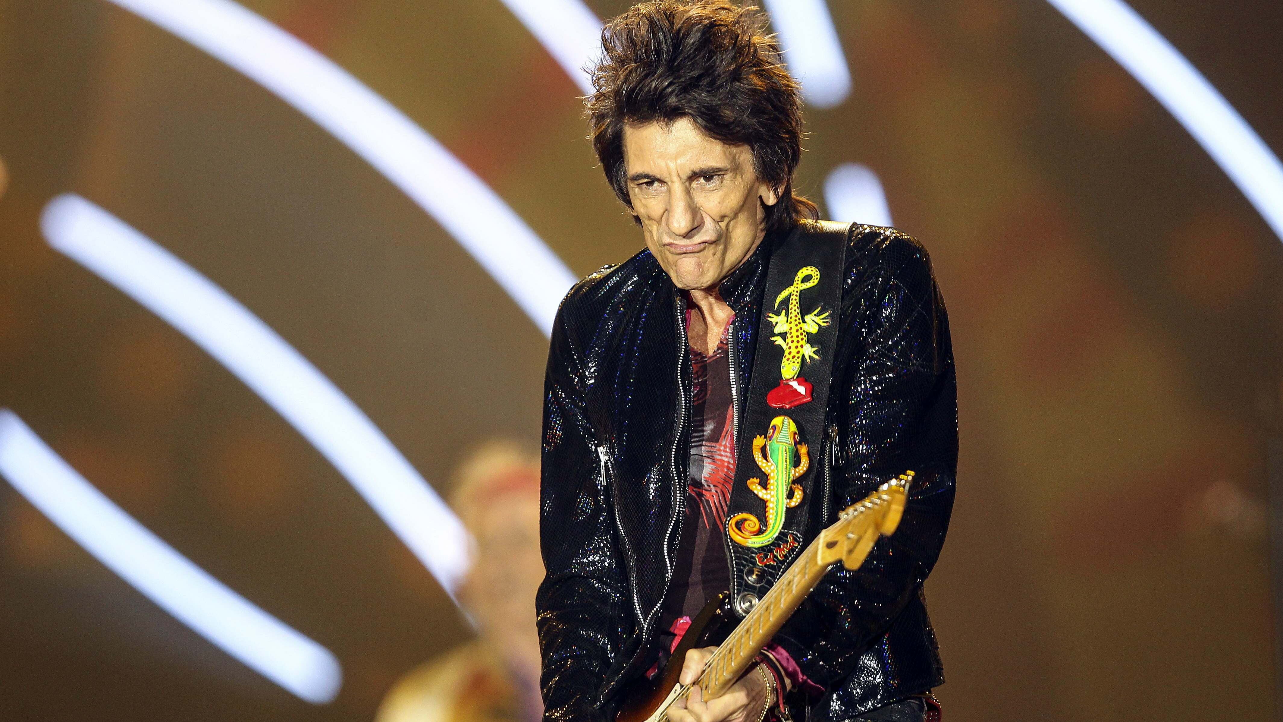 A Ron Wood togliete tutto ma non il ciuffo
