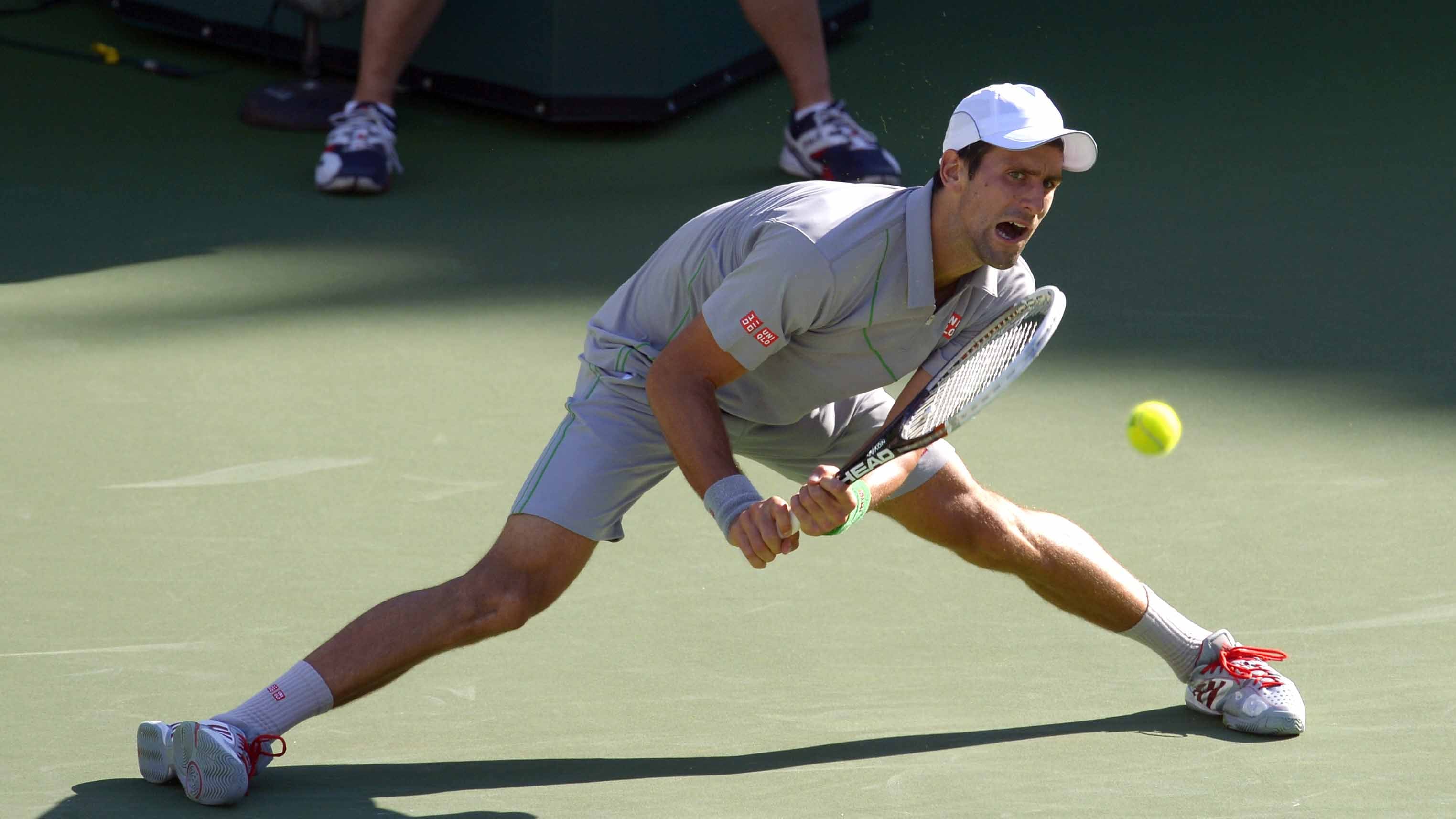 Indian Wells, Djokovic rimonta. Federer si arrende al tie-break