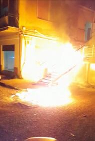Il rogo al centro di accoglienza di Agrigento 6