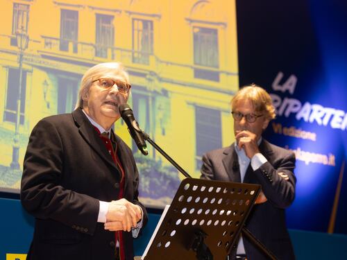 Sgarbi si dimette a sorpresa. Storia di un genio guastatore