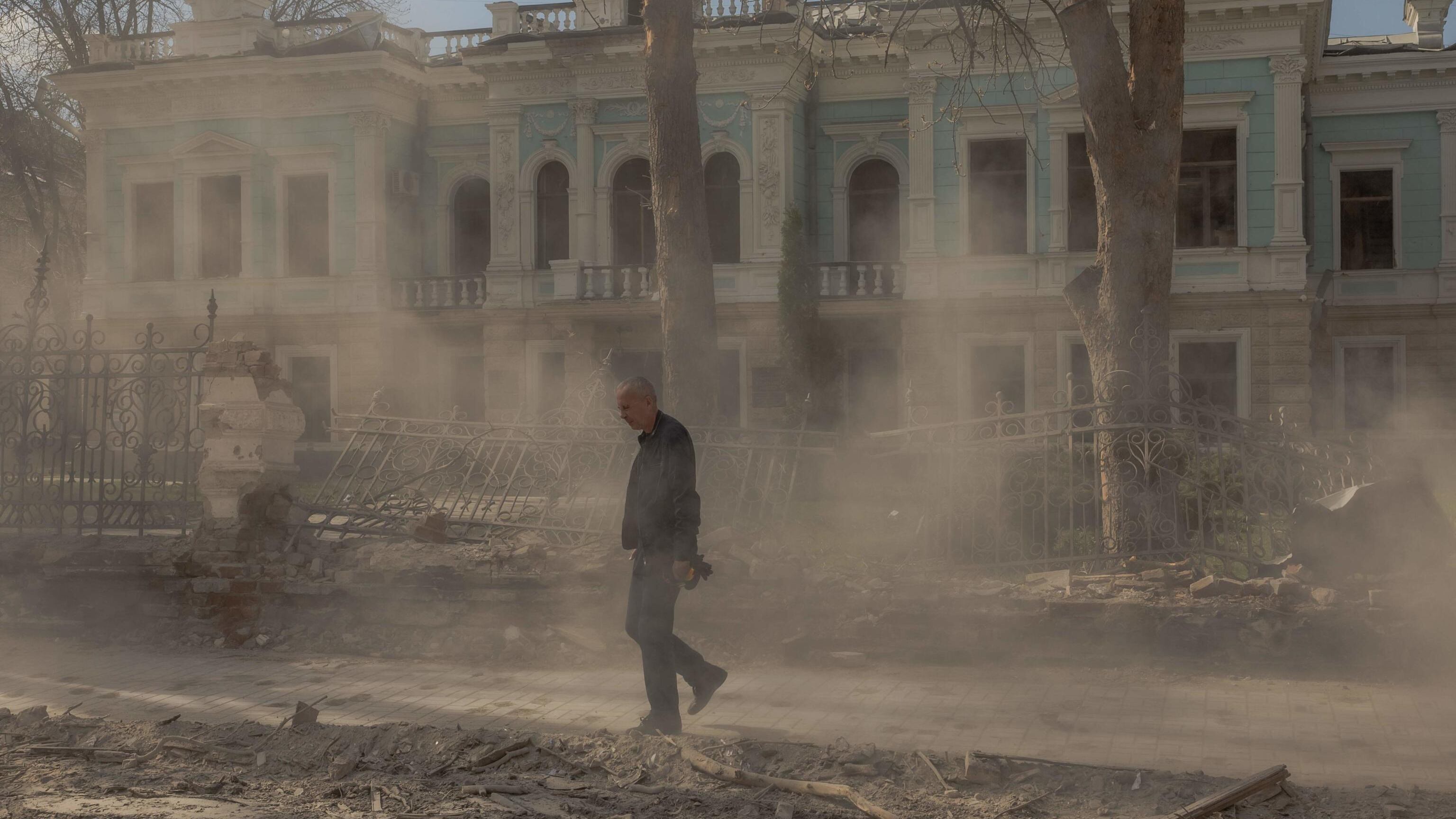 L'offensiva di Mosca con attacchi in serie e nuovi mercenari anche da Cina e Irak
