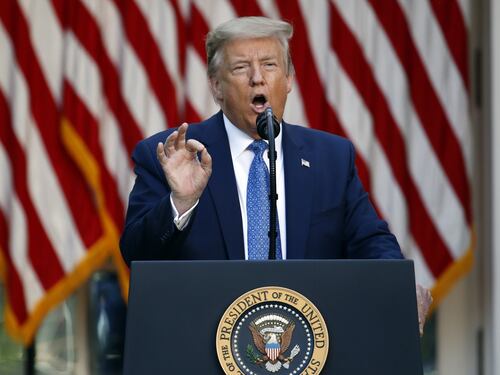 Il sito di live-streaming mette al bando l'account di Trump