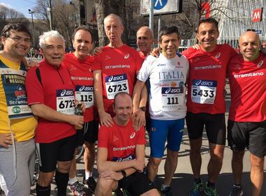 Stramilano dei record: in 63mila alla partenza  7