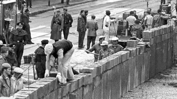 Il Muro di Berlino? Per i comunisti era legittima difesa