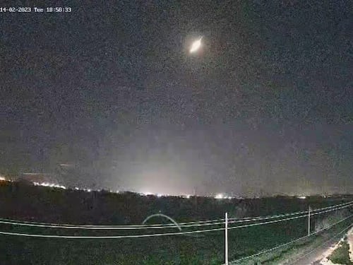 Una scia luminosa e poi il boato: meteorite sui cieli di Puglia e Basilicata