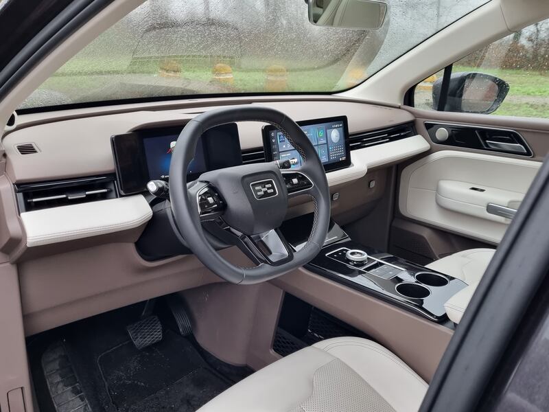 Aiways U5, le foto del SUV elettrico cinese 14