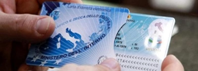 Viaggi all’estero, la vecchia carta d’identità non basta più. Ecco cosa fare se non hai quella elettronica
