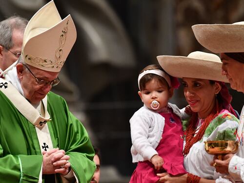 Bergoglio adesso riscopre il valore della "patria"