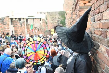 Il flash mob femminista a Ponte Castelvecchio 7