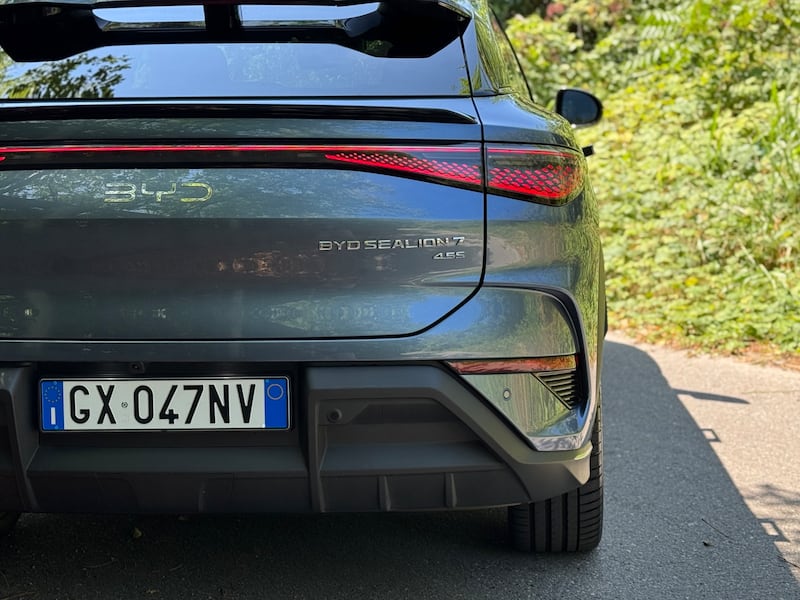 BYD Sealion 7: la gallery del nuovo suv coupè cinese 8