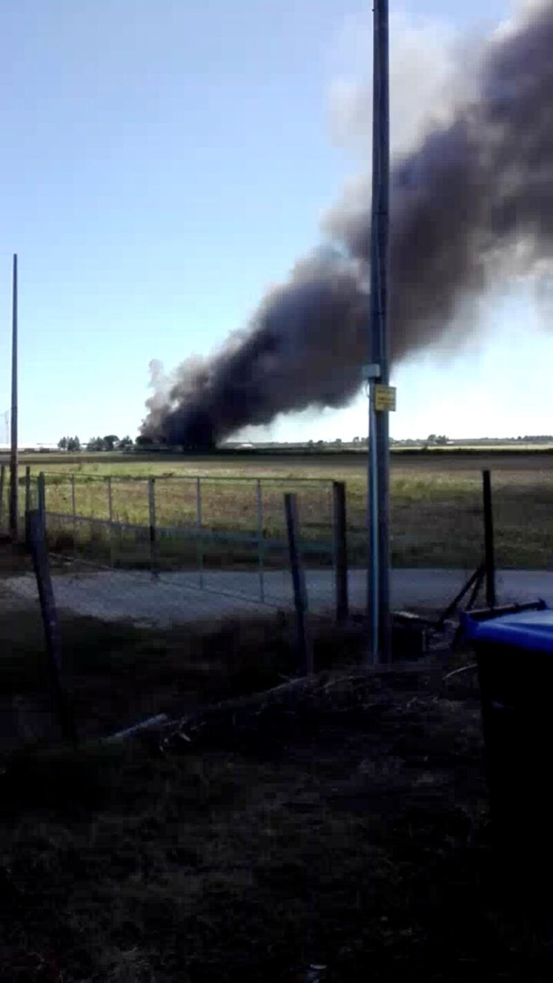Incendio nel campo di Cona 