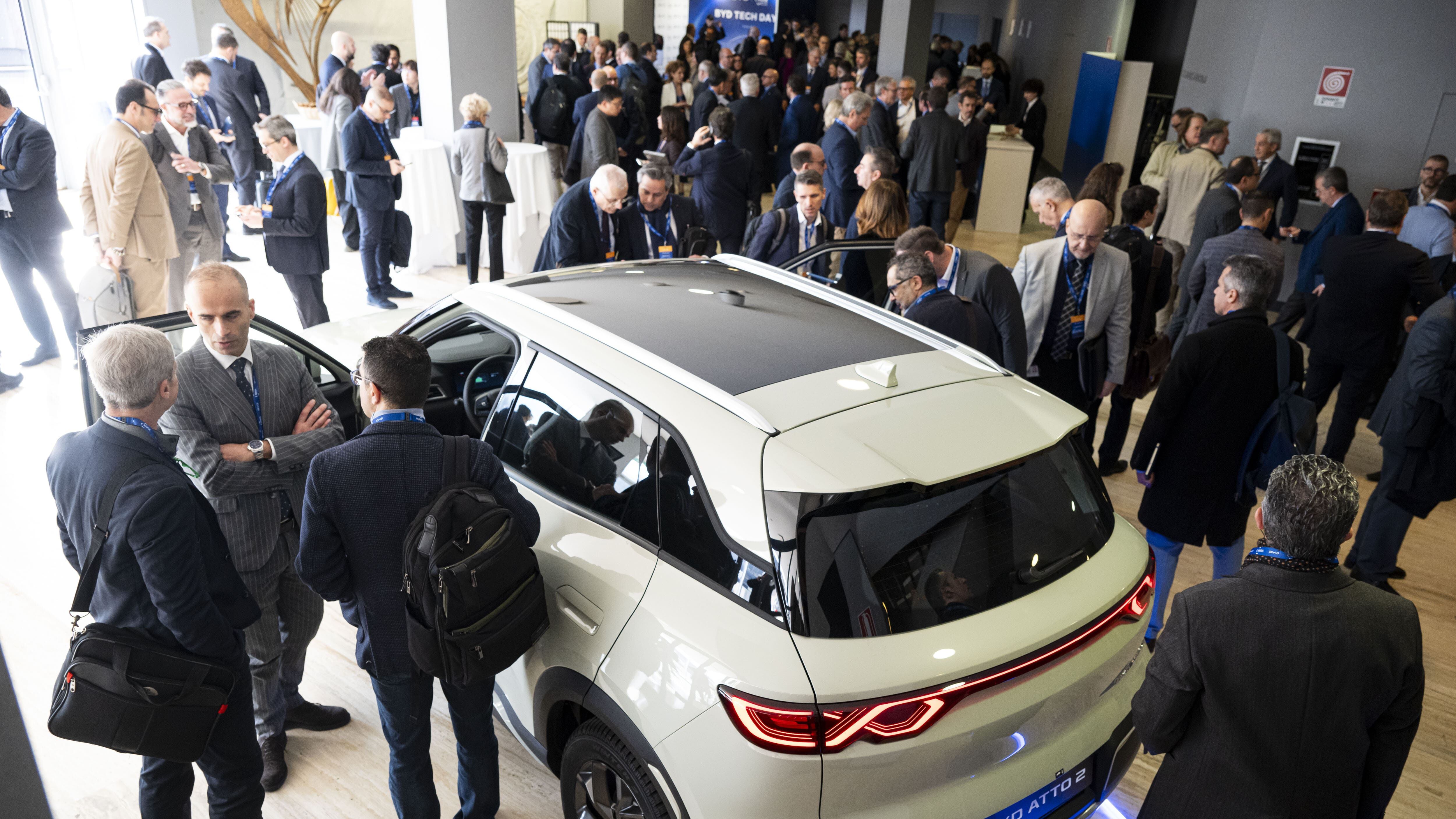 Torino, successo per l'incontro organizzato dalla cinese Byd al Museo nazionale dell'auto