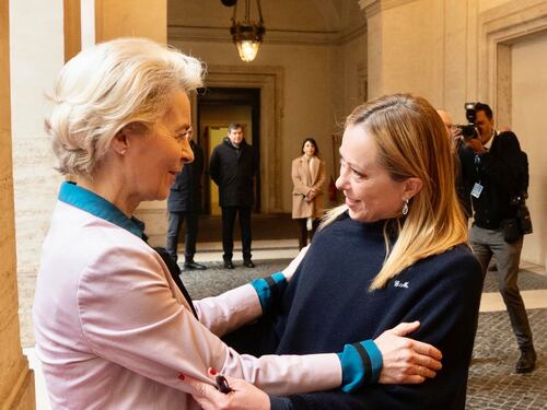 Le Europee del 2024 rendono più vicine Meloni e Von der Leyen. "Collaboriamo sul Pnrr". Migranti, niente intesa