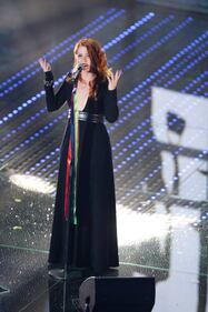 Sanremo 2016: gli abiti della prima serata 64
