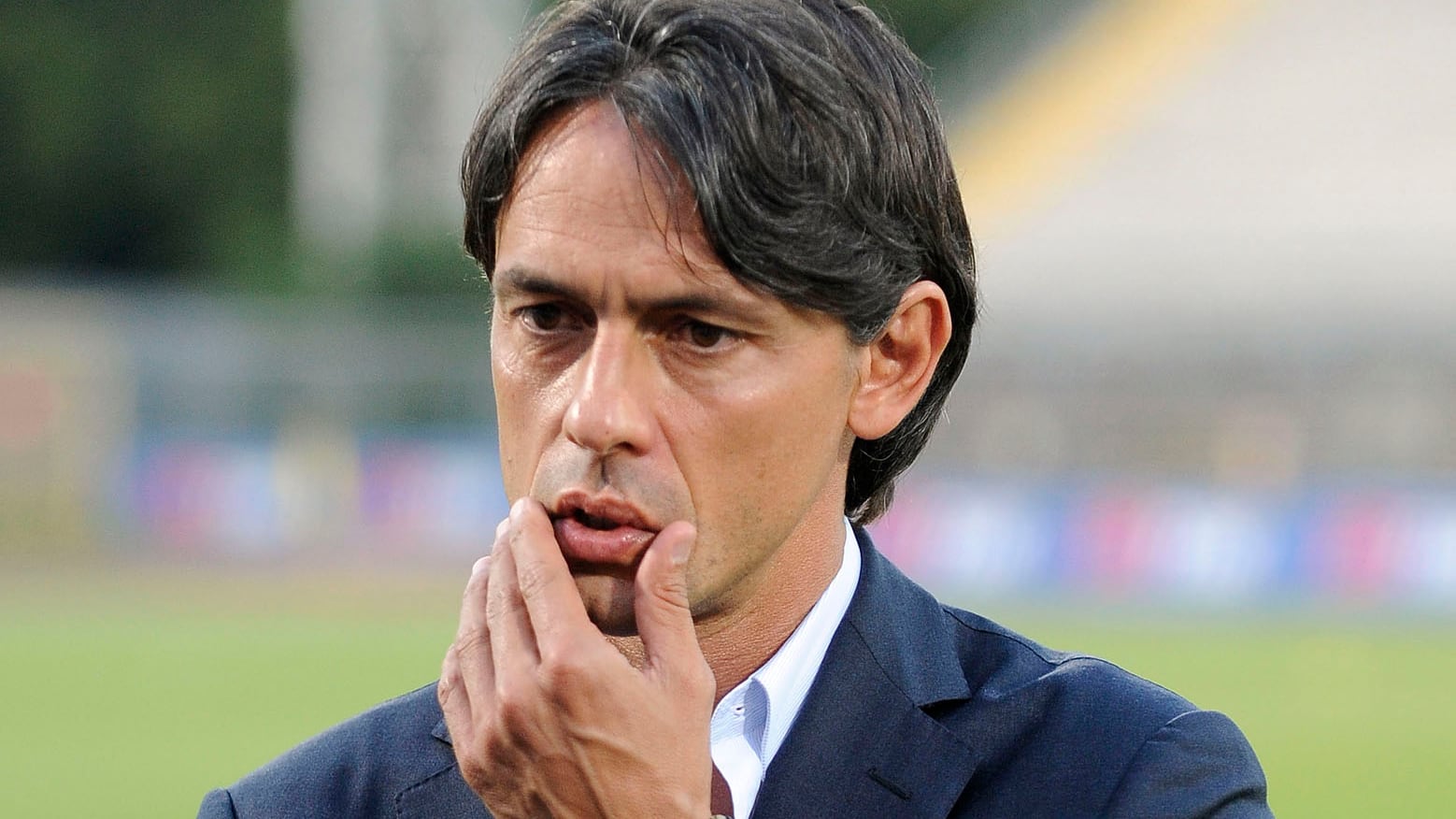 La difesa fa acqua, Pippo si consola con l'attacco