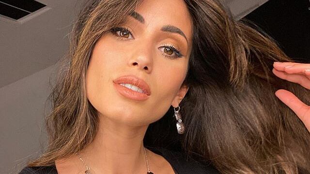 Matri-Nargi e la gag sui social: "Posti queste foto e io a casa con le bambine?"
