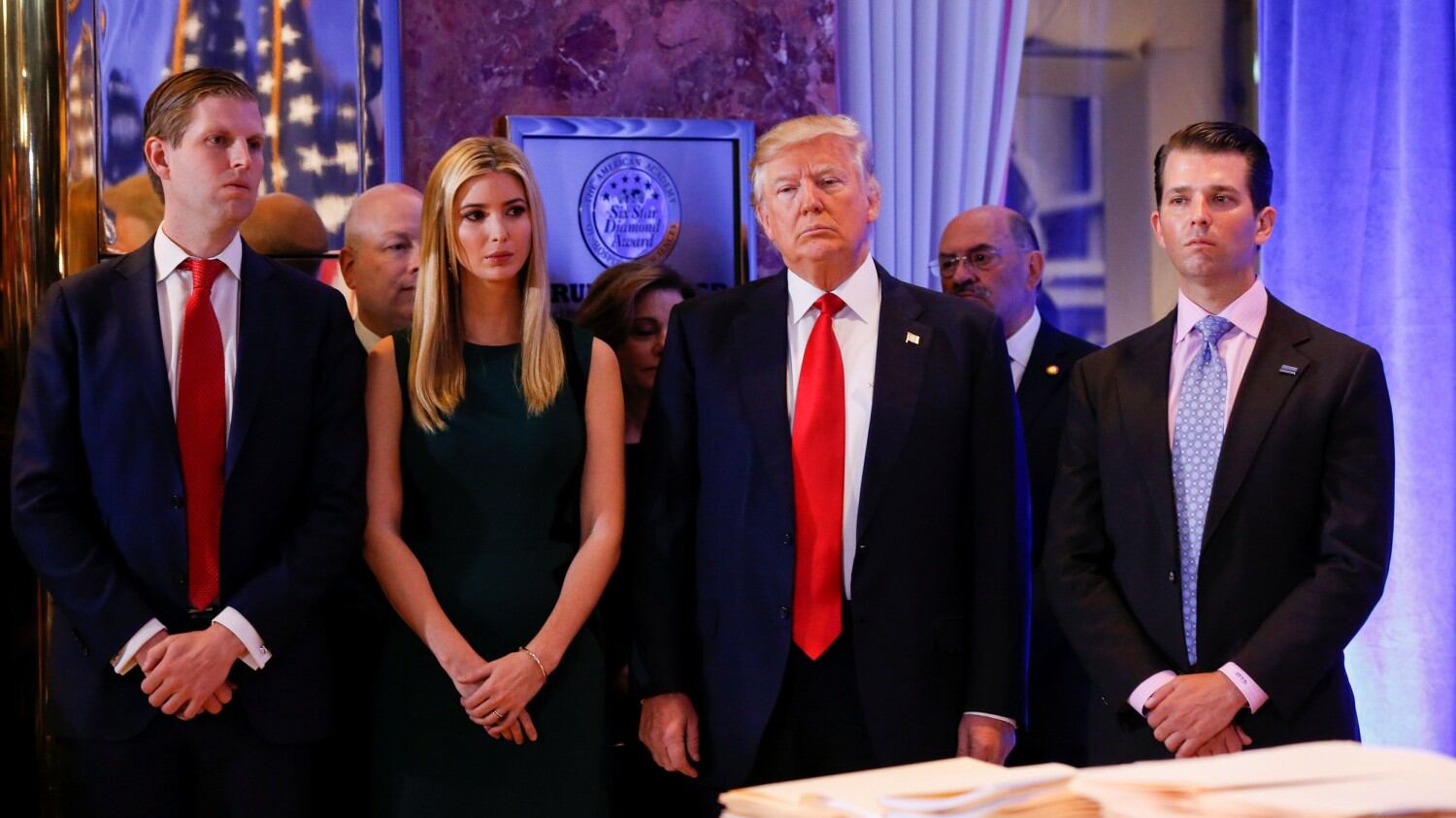 Trump attacca i media Il dossier a luci rosse voluto dai repubblicani
