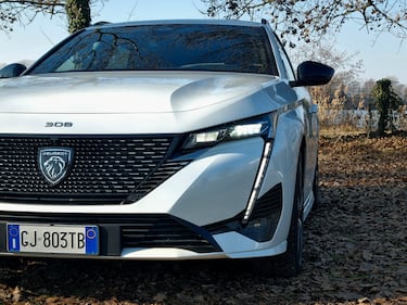 Peugeot 308 SW, guarda le foto 4