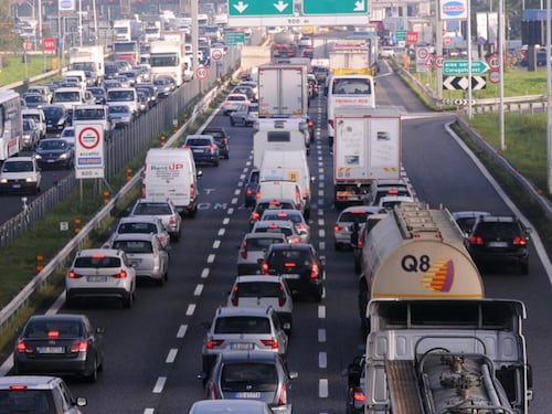Esodo estivo: scatta il bollino nero sulle autostrade. Ecco quando partire