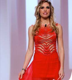 Ilary Blasi conduce "Le Iene"