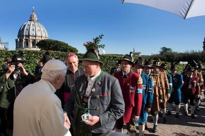 La festa dei 90 anni di Benedetto XVI 6