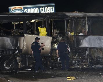 USA, scontro fra tir e bus, morti 9 studenti, almeno 32 feriti 11