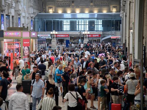 Firenze, treni di nuovo nel caos: uomo sui binari, attese fino a 120 minuti