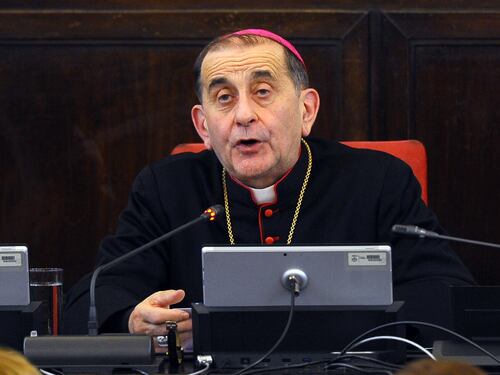 La preghiera del vescovo alla Madonnina